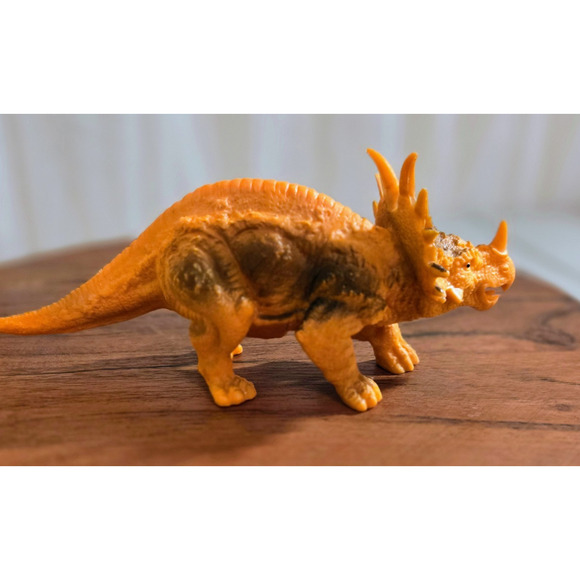 Vintage lot of dinosaurs plastic with Boley TM04 collectible Triceratops - Picture 16 of 16